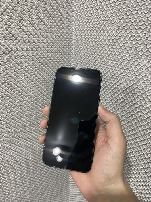 Продам iphone 13 128 гб