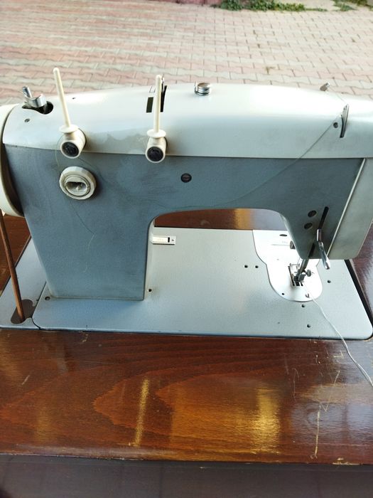 Швейная машина Веритас