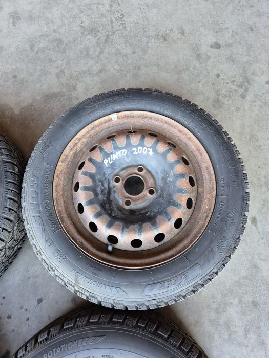 Anvelope de iarna 175/65R15 fiat punto an 2008