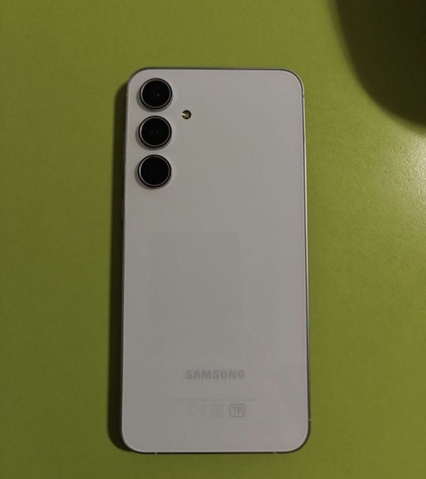 Продам Самсунг А55