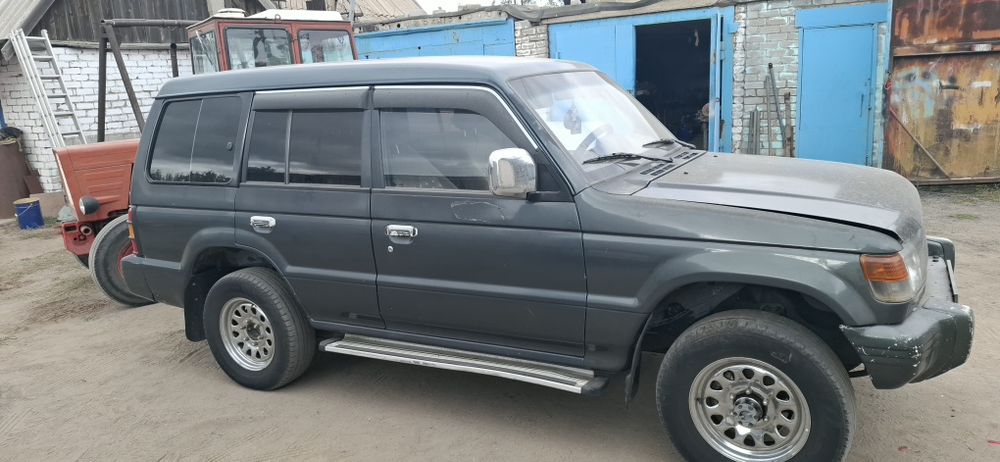 Продам Mitsubishi Pajero