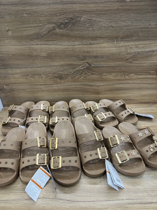 Трендовые crocs в наличии размеры есть