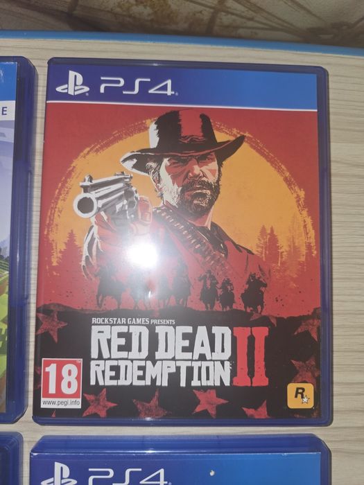 Игри за плеистеишан 4 със свободен избор на игра и брои за игра е 10€