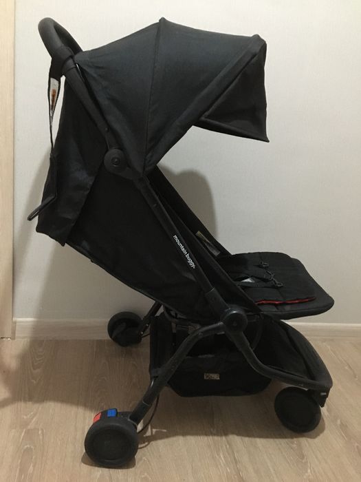 Коляска прогулочная Mountain buggy nano v2
