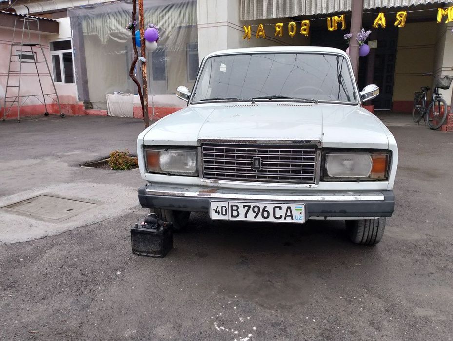 Ваз 2107.     1984 йил