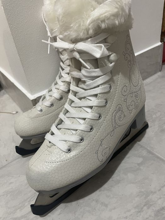 Patine dama. Nr. 40