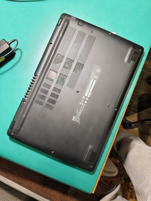 Acer Aspire 3 core i5 10210U