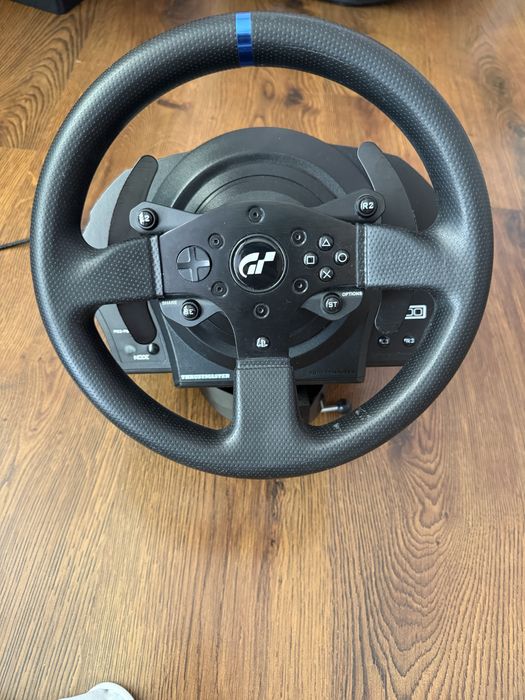 Thrustmaster T300 Force Feedback + T3PA 3 педала – PS4/PS5/PC