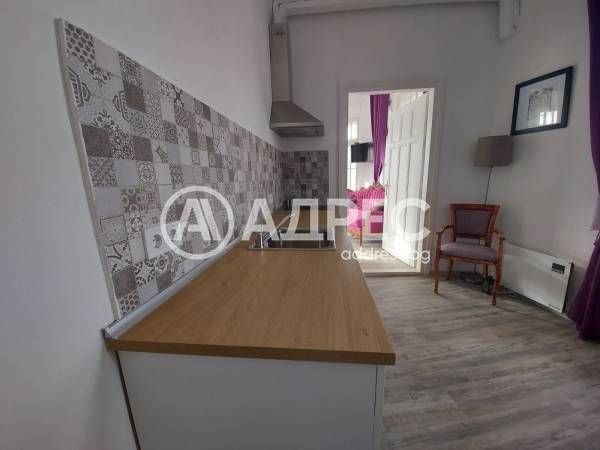 Дава се под наем Двустаен апартамент в Варна, Център - 45 кв.м за 612 € - Снимка #4