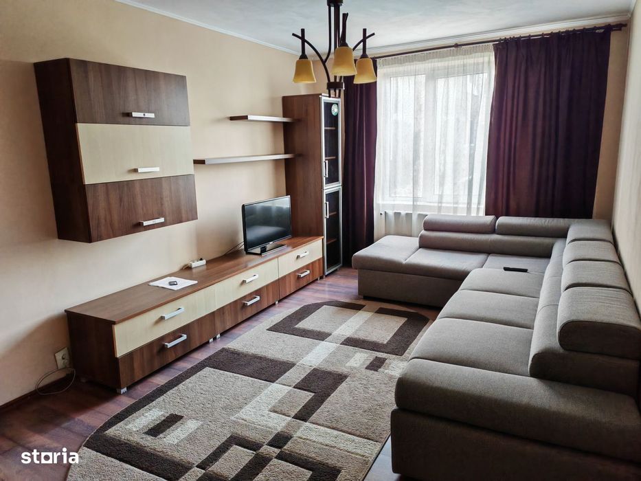 Apartament 3 camere de vanzare Rogerius