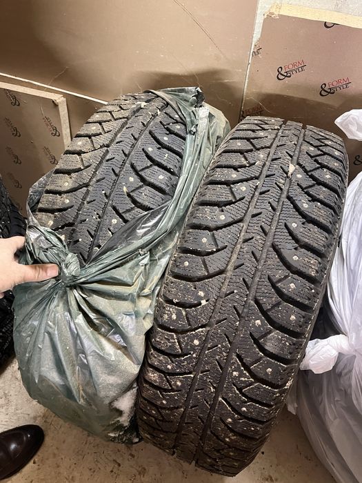 Продам шины зимние