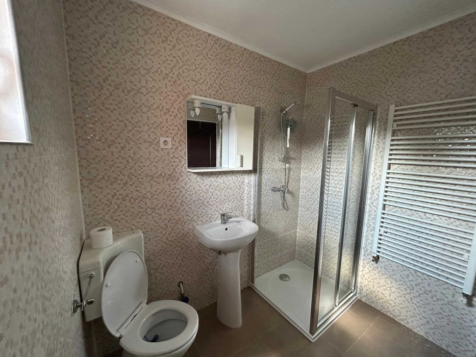 Apartament 2 de închiriat la casă, 2 camere, 70 mp, curte comună, zona Lidl, Sighișoara