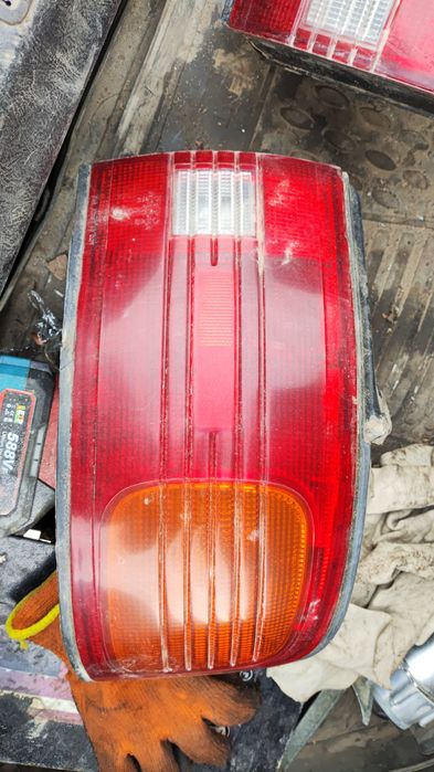 Задний стоп на мазду 323