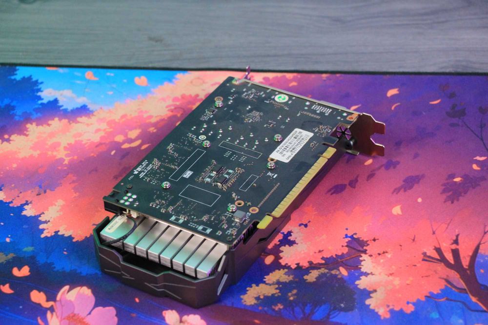 AXLE GTX1650 4GB li video karta arzon narxda sotiladi