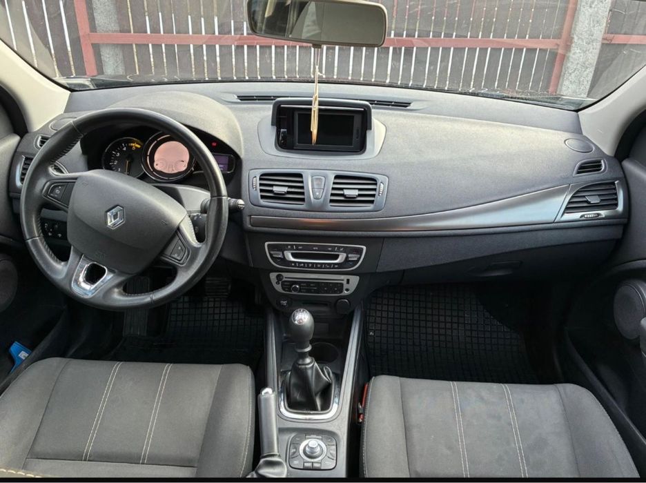 RENAULT Megane 2013 — imagine 10