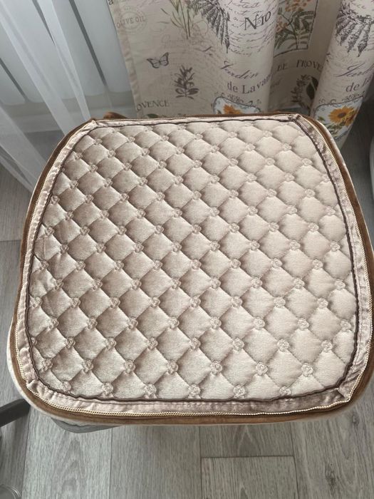 Новые чехлы на стулья