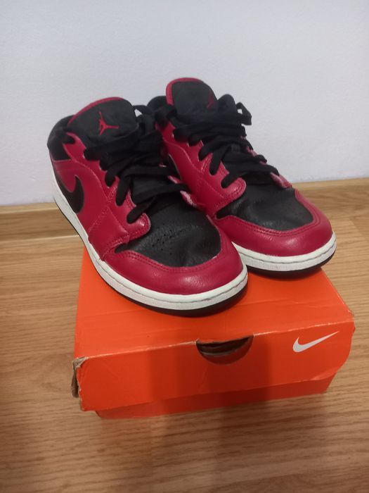 Adidașii Nike Air  jordan 38.5