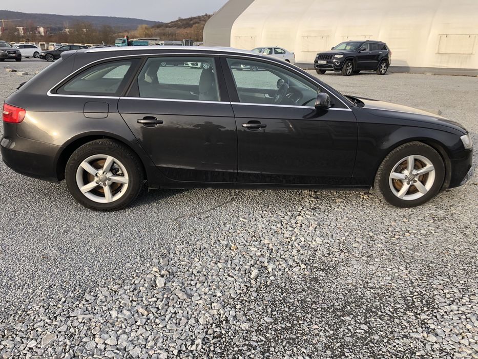 AUDI A4 Avant 2012 — imagine 4