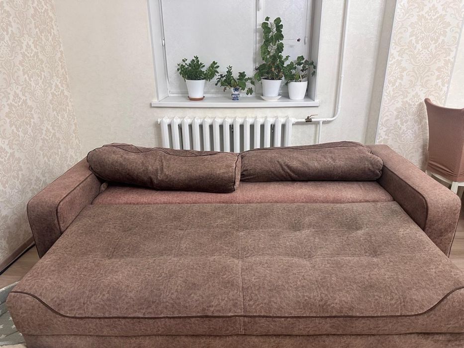 Продаю Диван! Качественный!