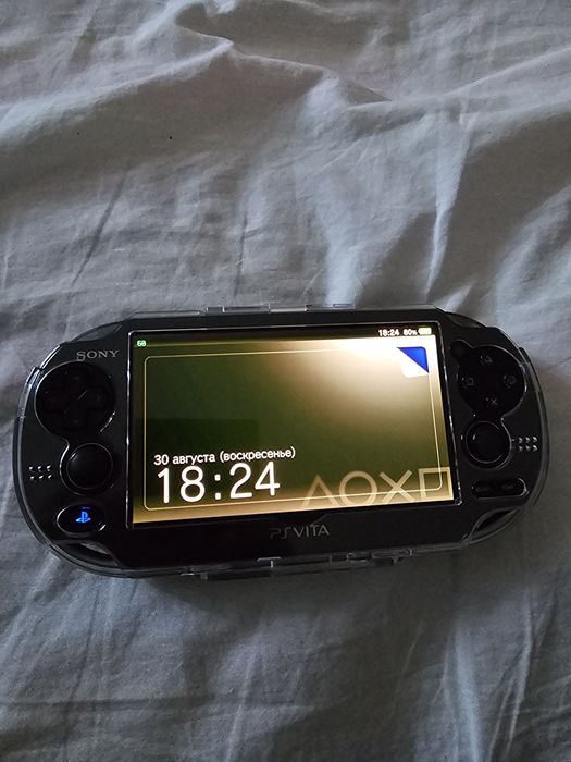 Продаю Ps vita 1000
