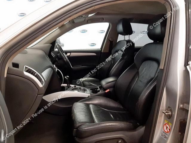 Dezmembrez Audi Q5 8R [2008 - 2012] Crossover 3.0 TDI S tronic quattro (240 hp)