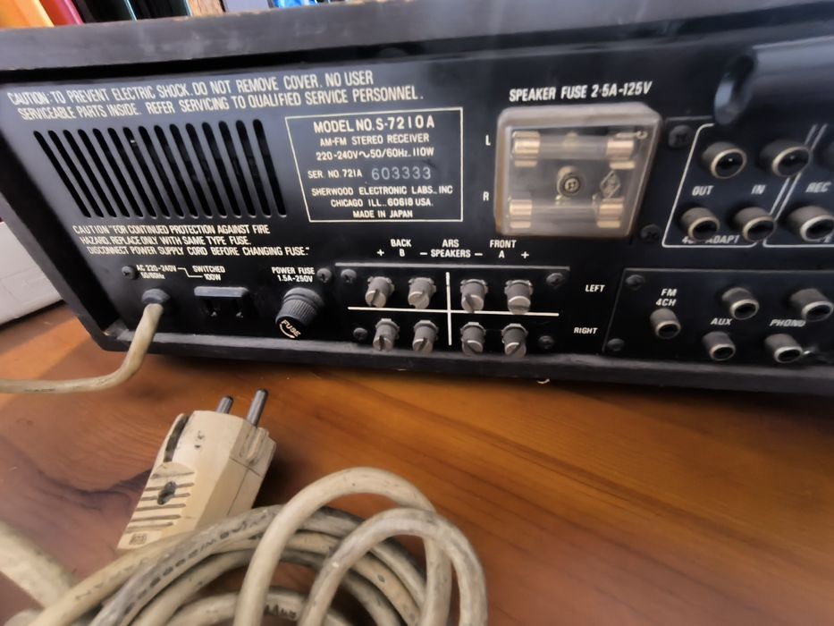 Стерео ресивър Sherwood S-7210