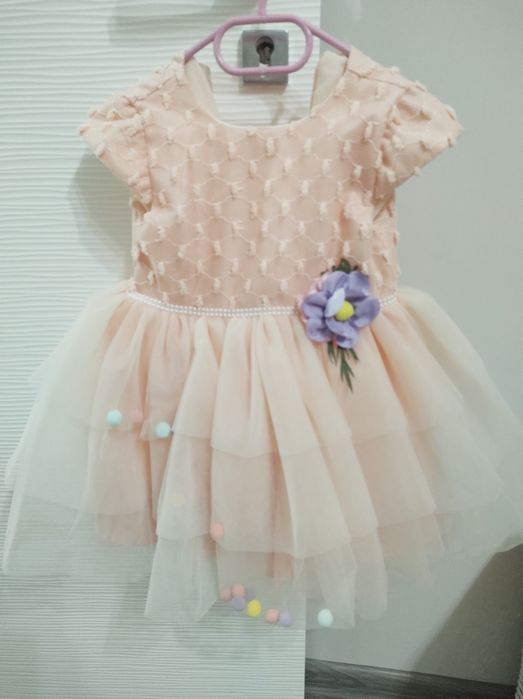 Нова рокля за момиче 3 години