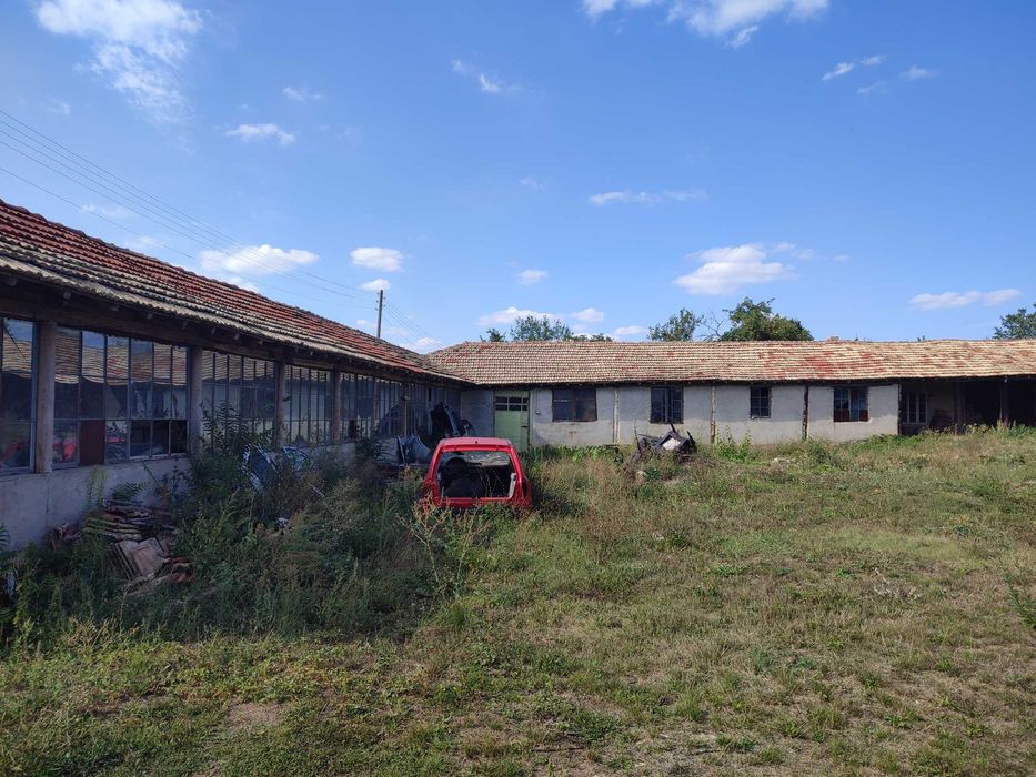 Продава се Промишлена сграда в с. Лятно, Област Шумен - 6000 кв.м за 47 €/кв.м - Снимка #5