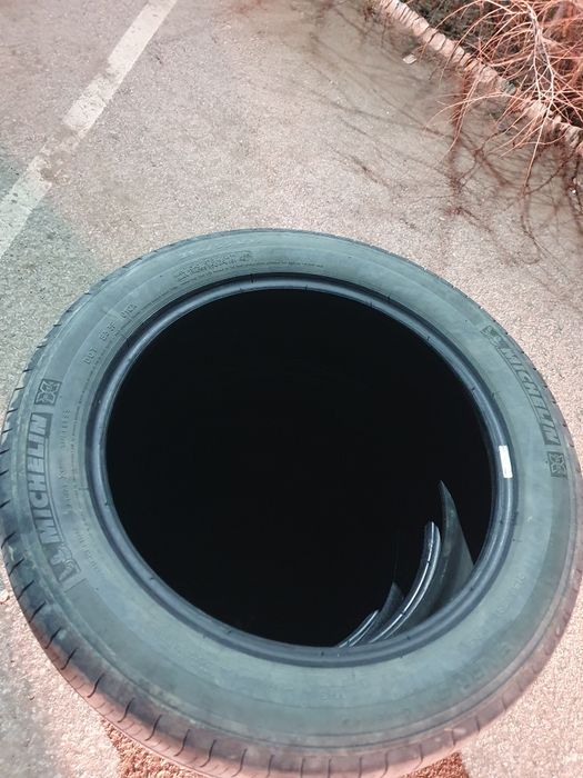 Продам шины 215/55/17