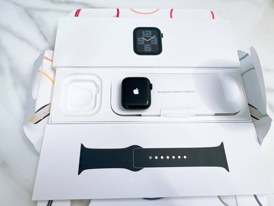 Продам apple watch se2 100%