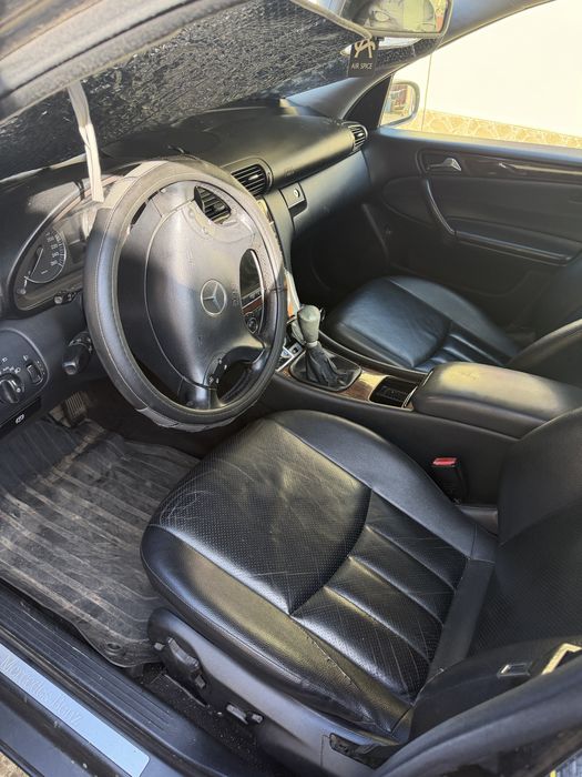 MERCEDES-BENZ C-Class 2005 — imagine 4