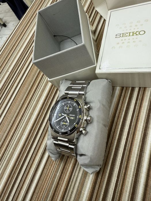 Продам часы Vintage Seiko chronograph 100m Steel (SNN117P1) 7T94-0AM0