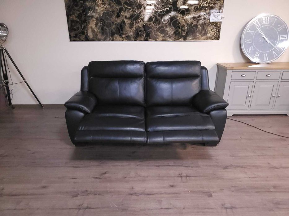 Черен кожен диван тройка с електрически релаксиращ механизъм