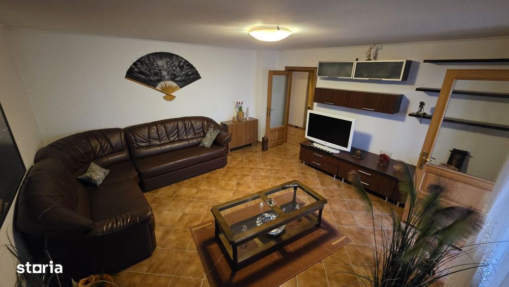 Apartament 3 Camere Et1/3- Zona Razboieni