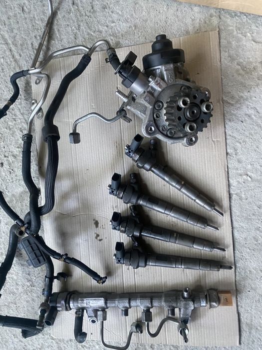 Комплект дюзи с Гнп за AUDI A6 SEAT Skoda VW 08-15 год Ауди 03l130277j