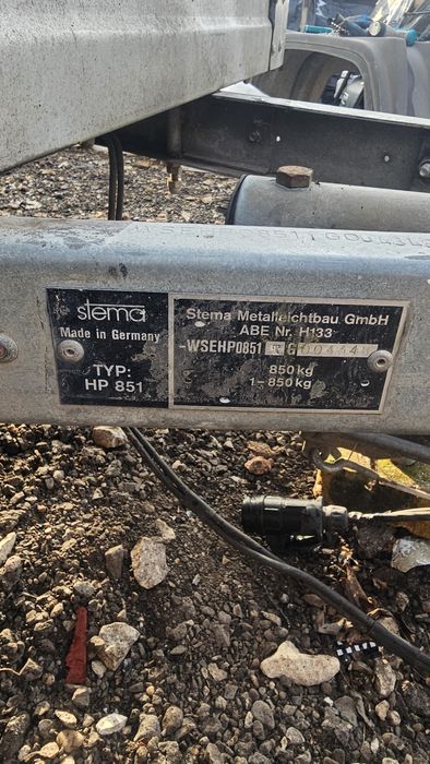 Продавам ремарке