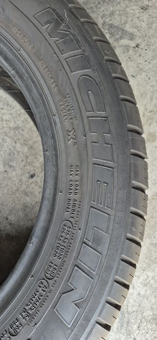 4 anvelope vara Michelin 215/60/16C.Pretul este pe bucata.
