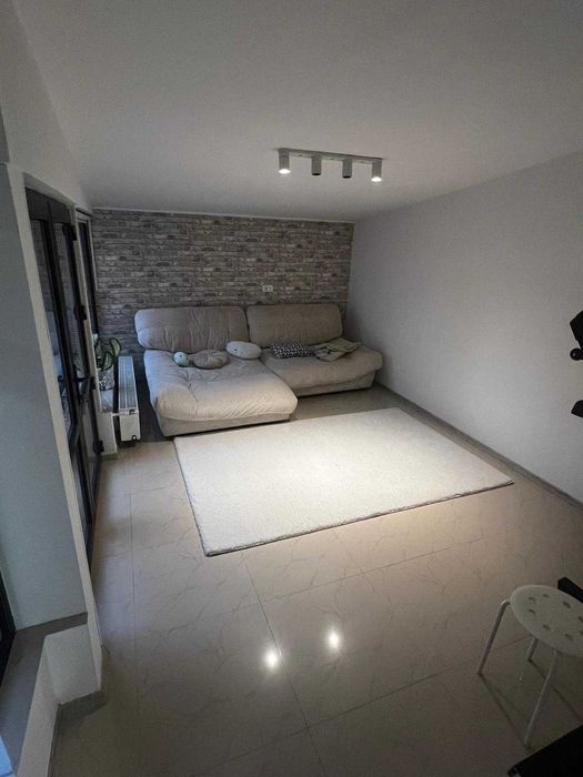 Apartament 2 camere 55mp cu curte proprie 48 mp + 2 parcări