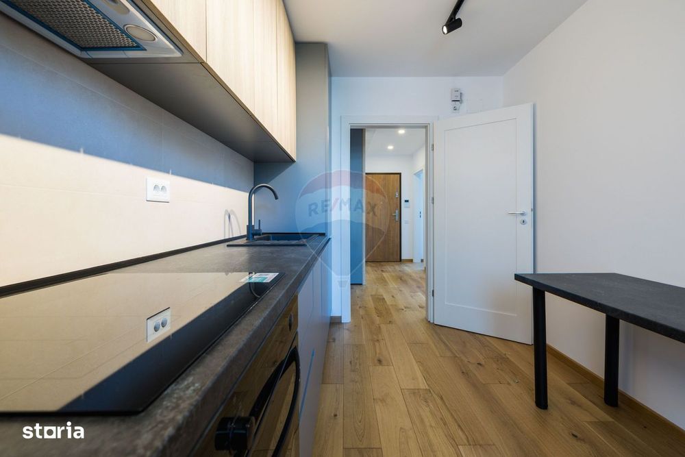 Apartament 2 camere în Urban Plaza. Vedere spre parc. Mobilat complet.
