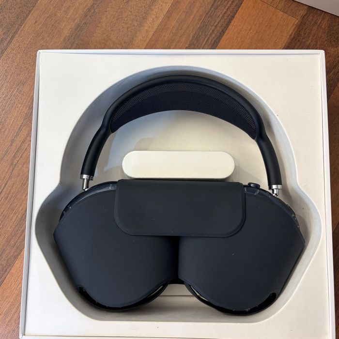 AirPods Max - produs neutilizat