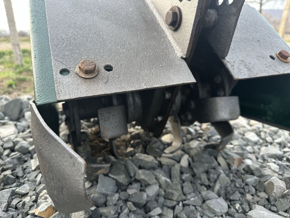 Три редова фреза