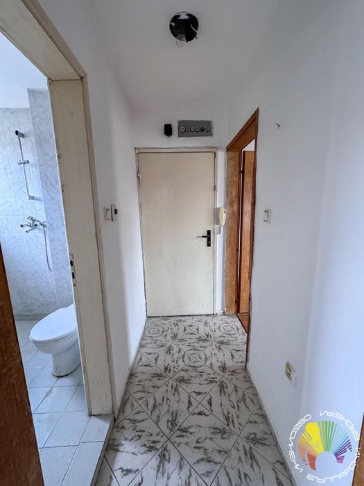 Дава се под наем Двустаен апартамент в Бургас, Център - 50 кв.м за 255 € - Снимка #6