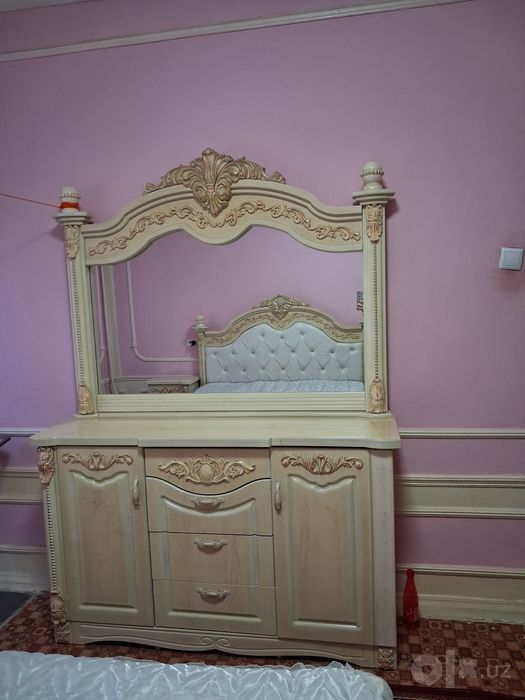 Spalniy mebel sotiladi holati yaxshi