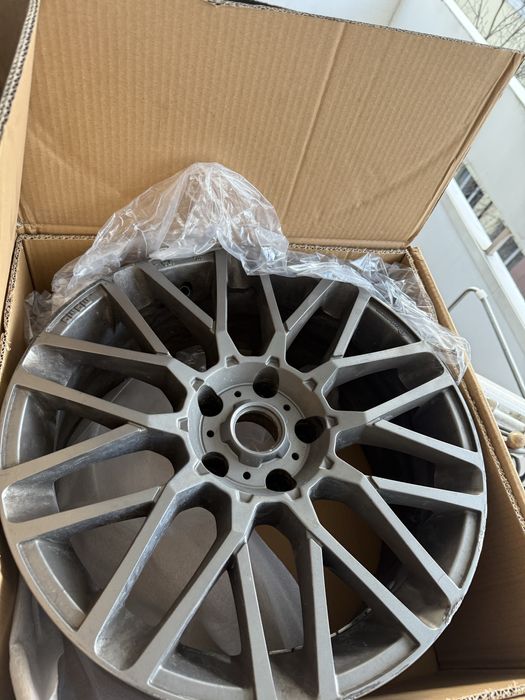 Джанти Momo Revenge R18 225_45