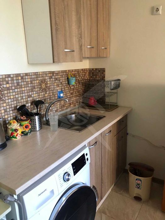 Продава се Ателие в Бургас, Сарафово - 33 кв.м за 1819 €/кв.м - Снимка #2