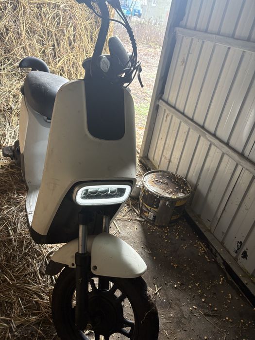 Vand sau schimb Scuter electric 500 w 20ah