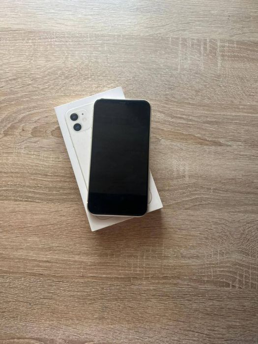 Продам айфон 11,Б/У