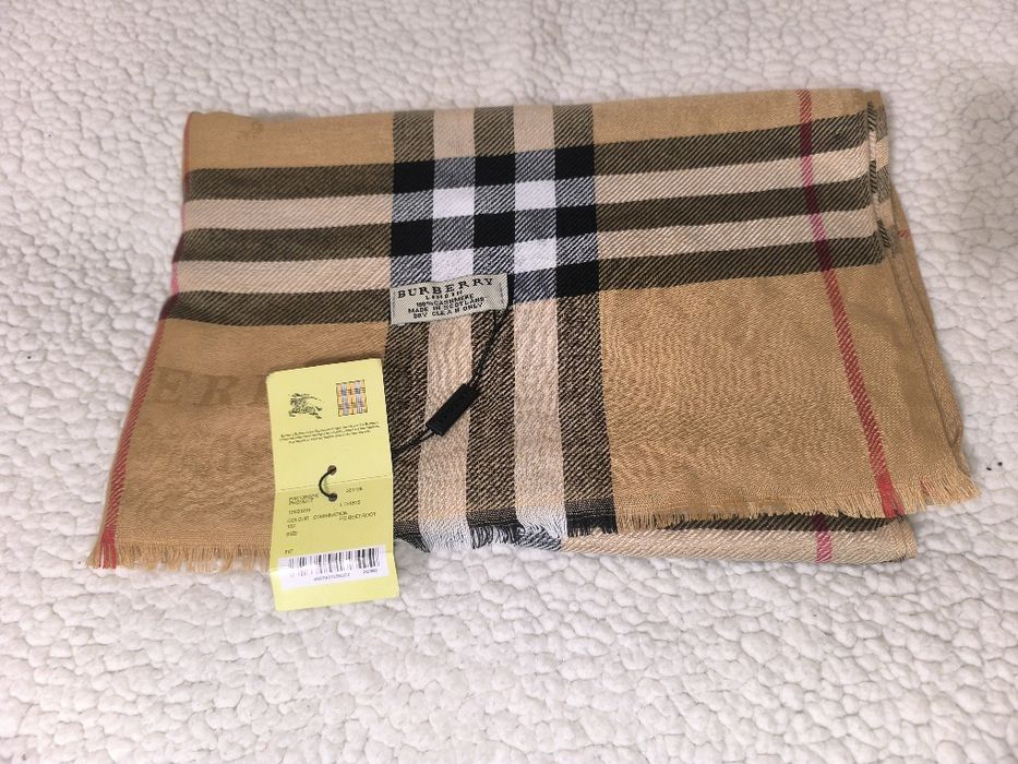 Оригинален шал Burberry кашмир