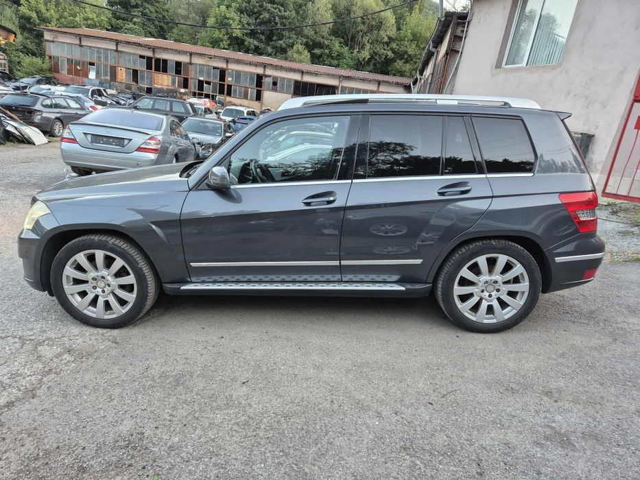 Mercedes GLK320CDI 224кс панорама черен таван ксенон автоматик НА ЧАСТ