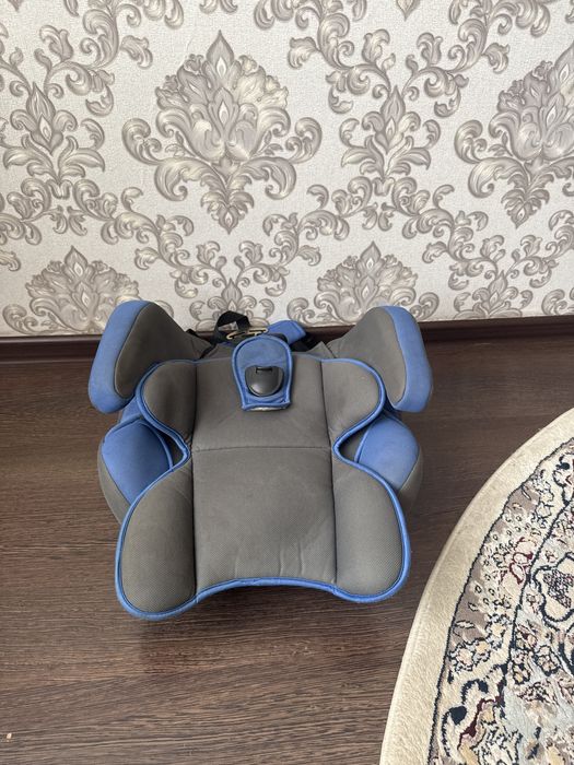 Продам детское автокресло